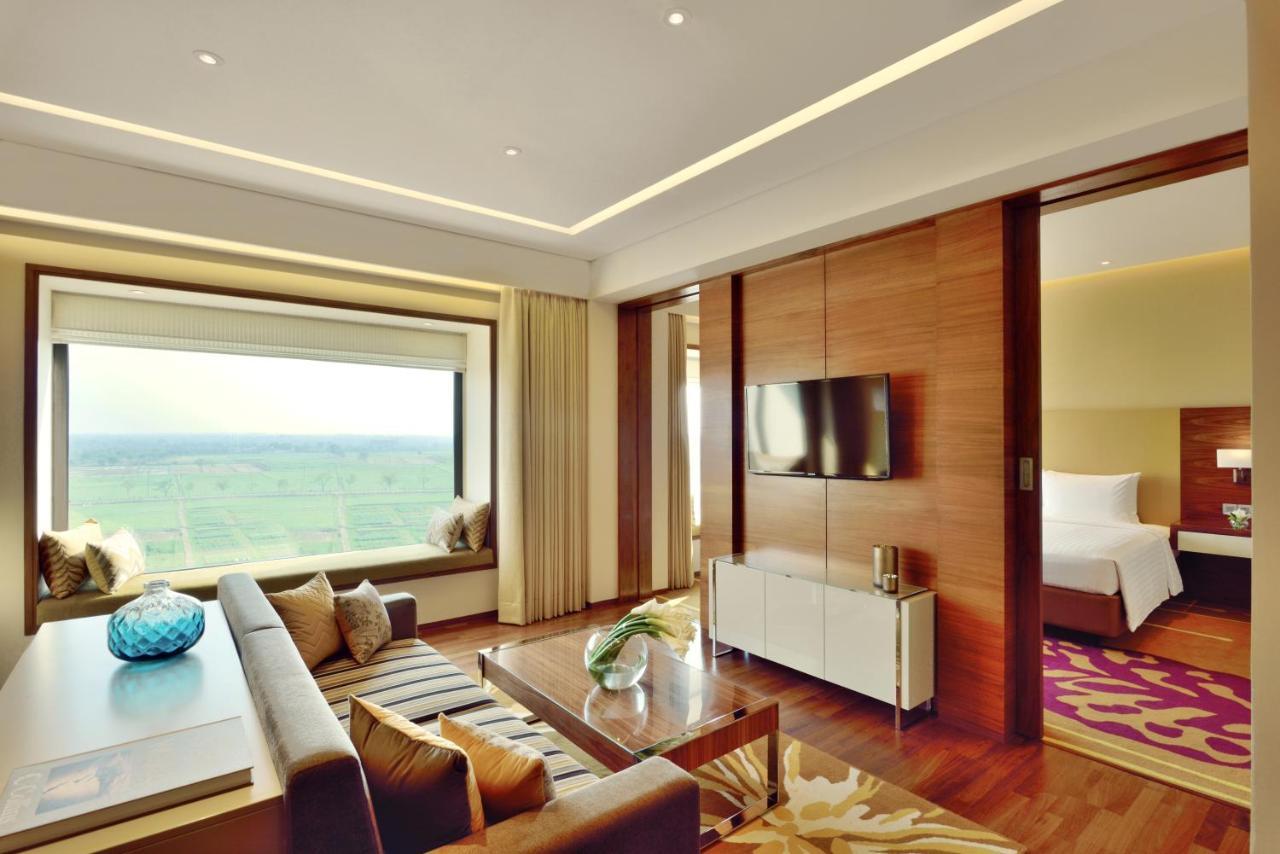Hotel Courtyard By Marriott Raipur Exterior foto