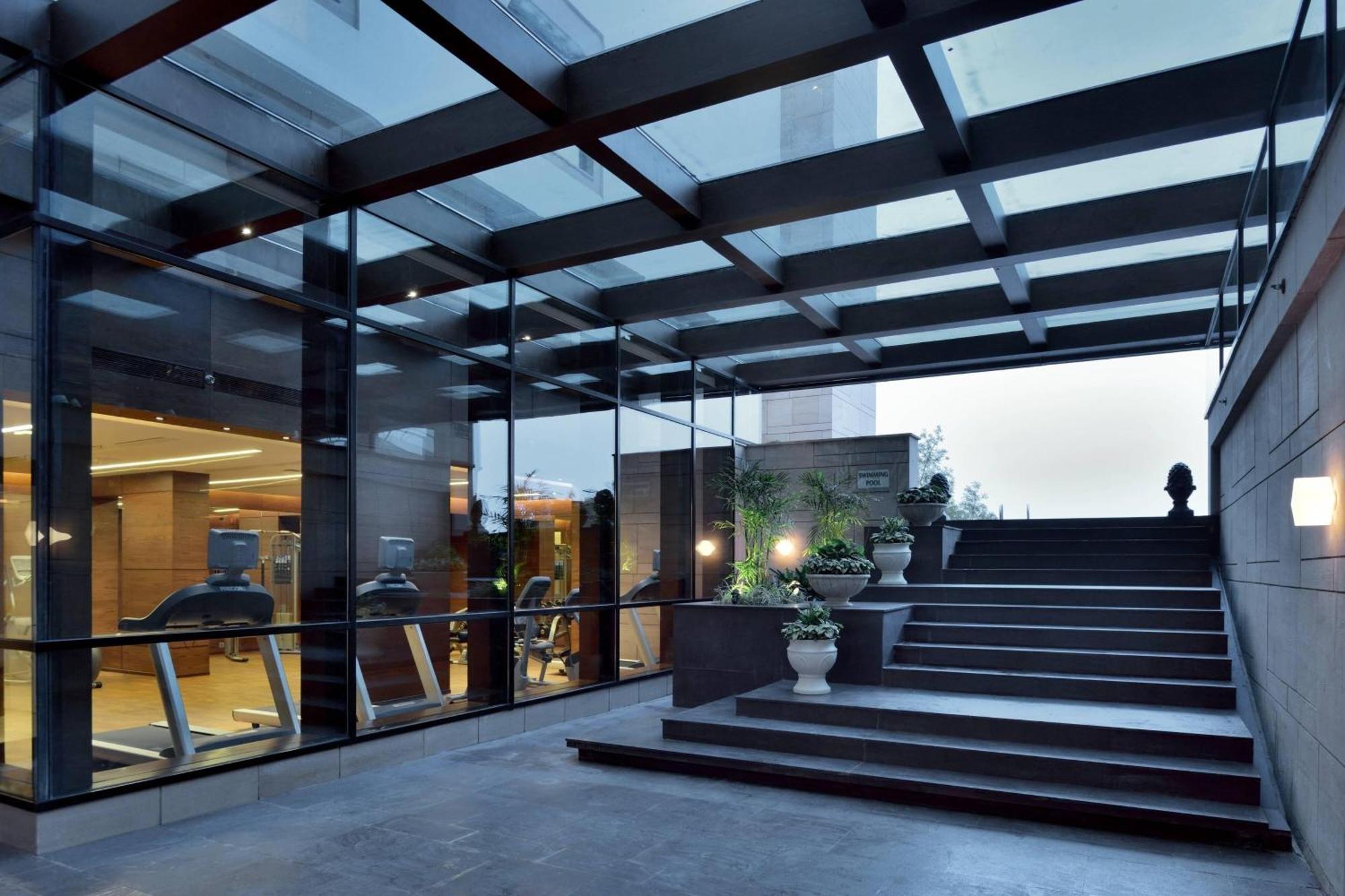 Hotel Courtyard By Marriott Raipur Exterior foto
