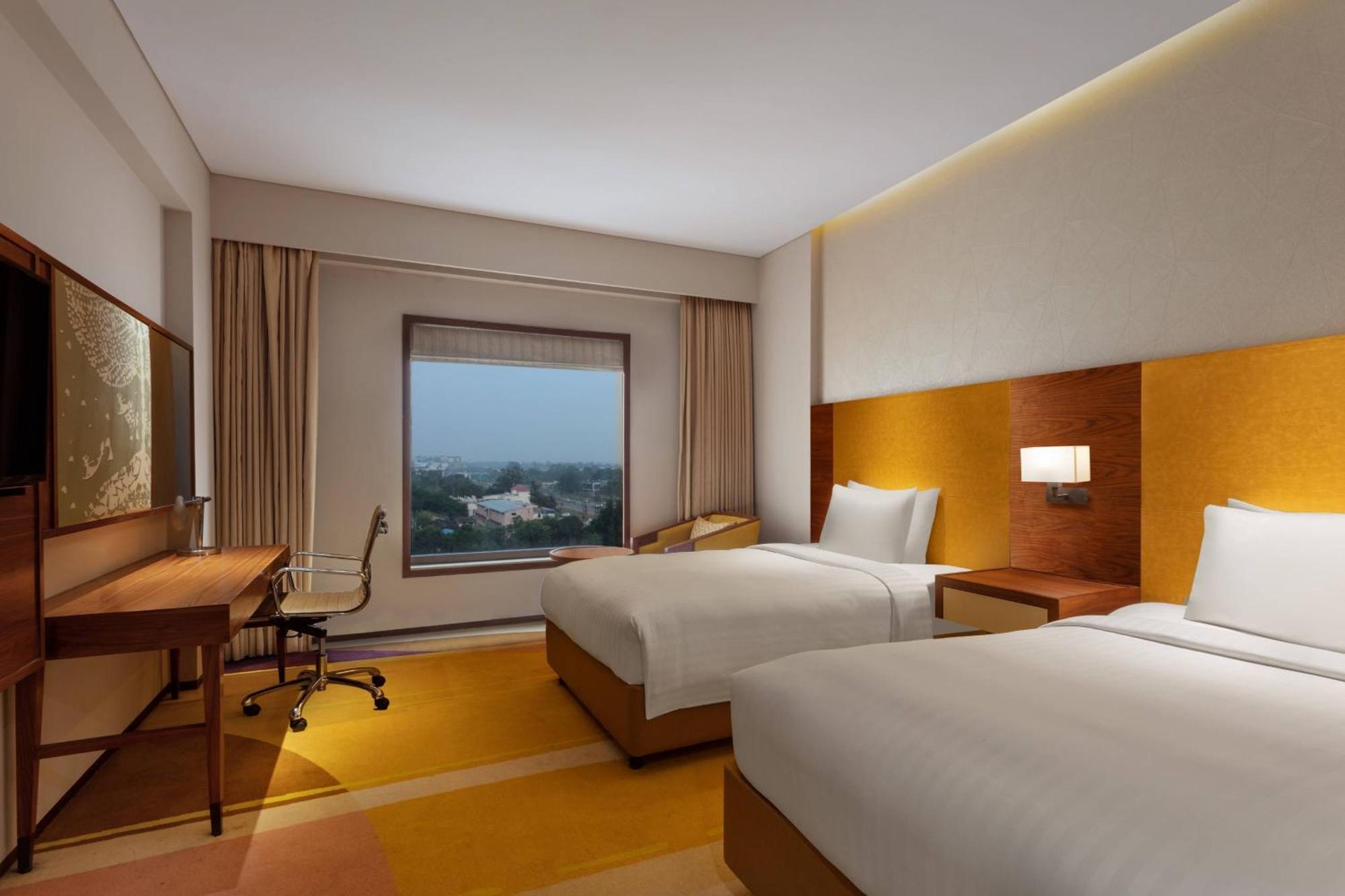 Hotel Courtyard By Marriott Raipur Exterior foto